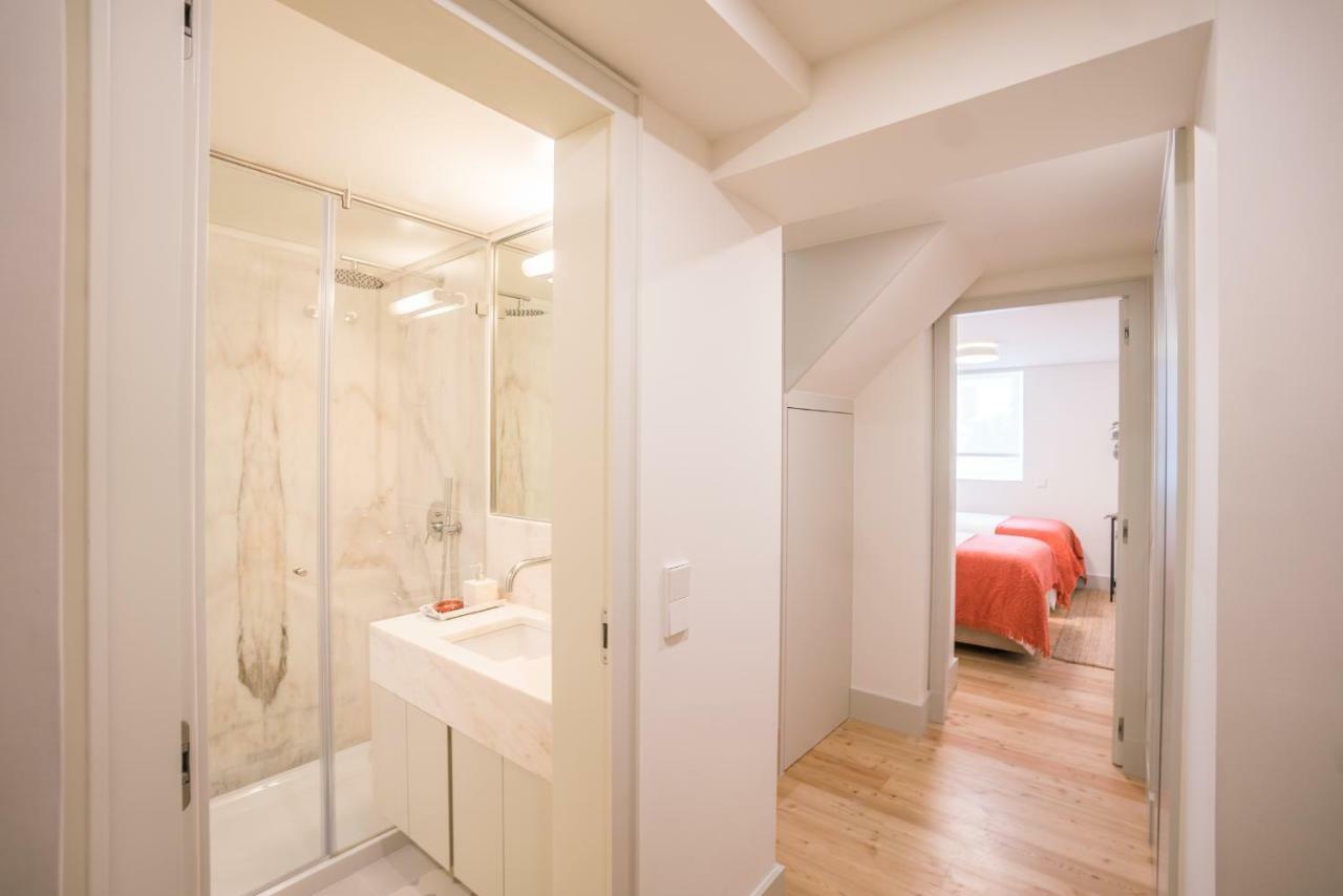 Courtyard & Elegance Apartment Lisbon Bagian luar foto