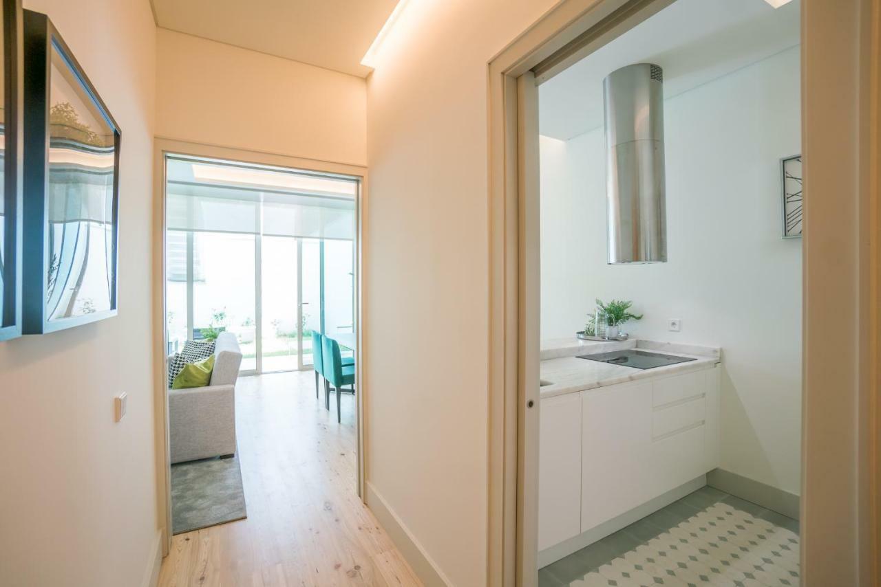 Courtyard & Elegance Apartment Lisbon Bagian luar foto