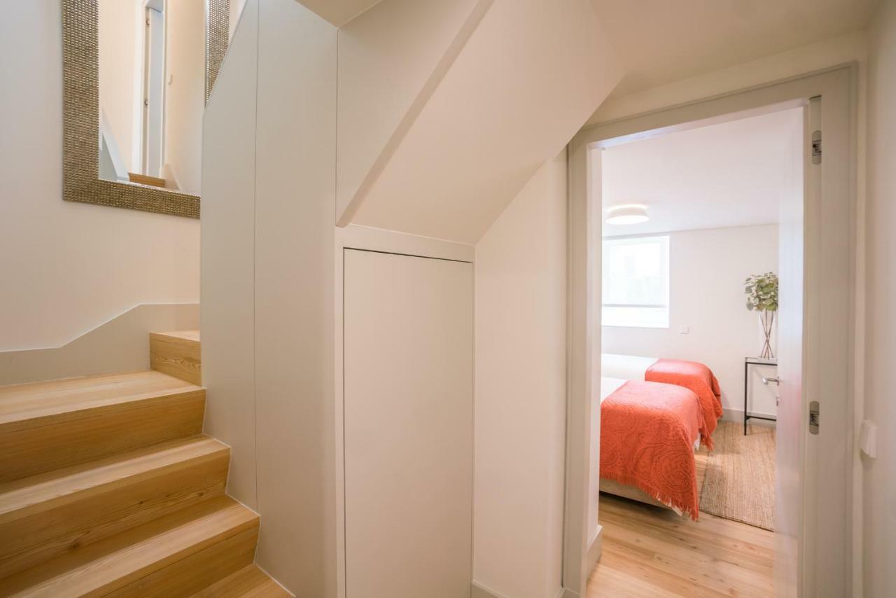 Courtyard & Elegance Apartment Lisbon Bagian luar foto