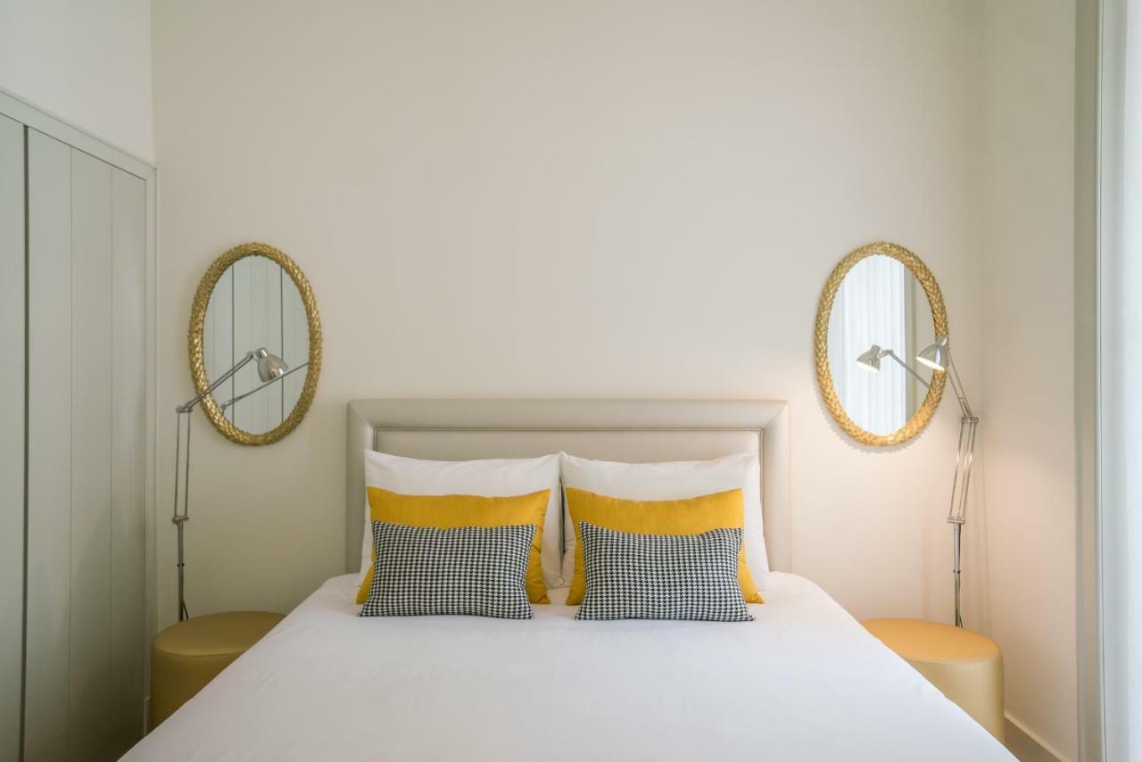 Courtyard & Elegance Apartment Lisbon Bagian luar foto